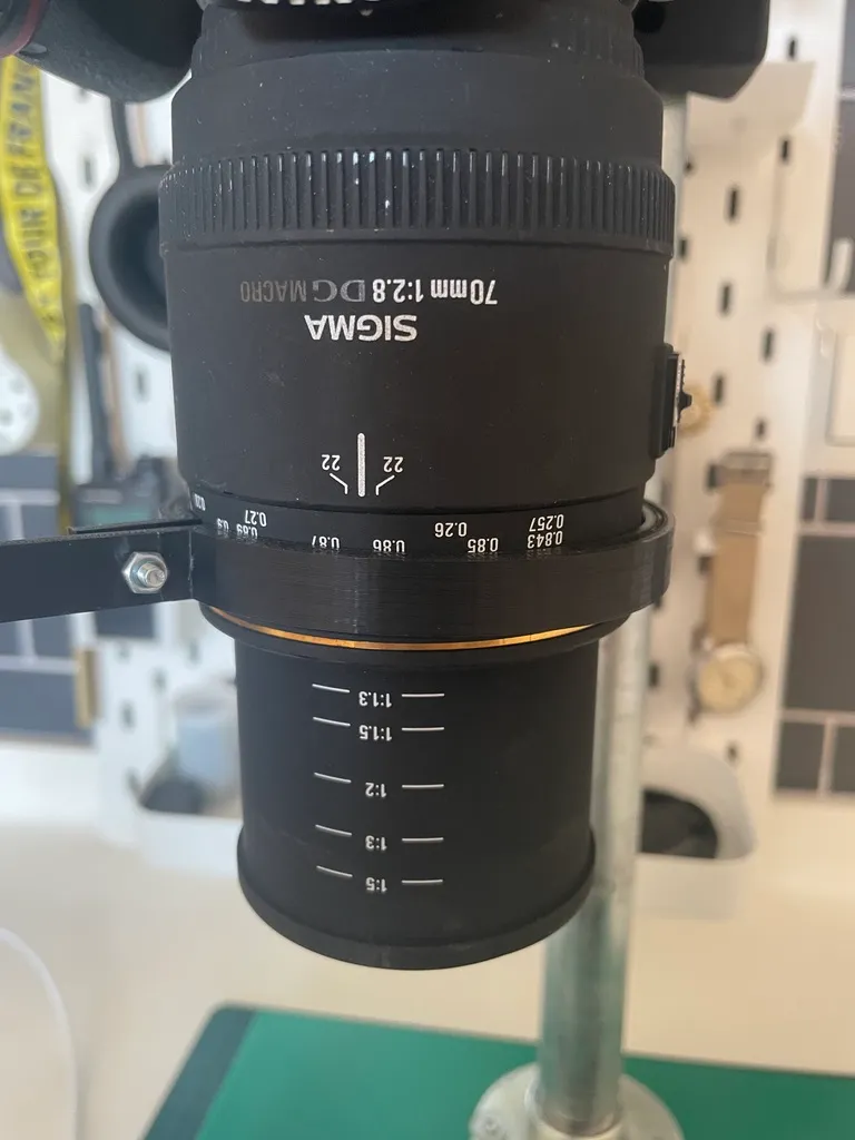 Lens